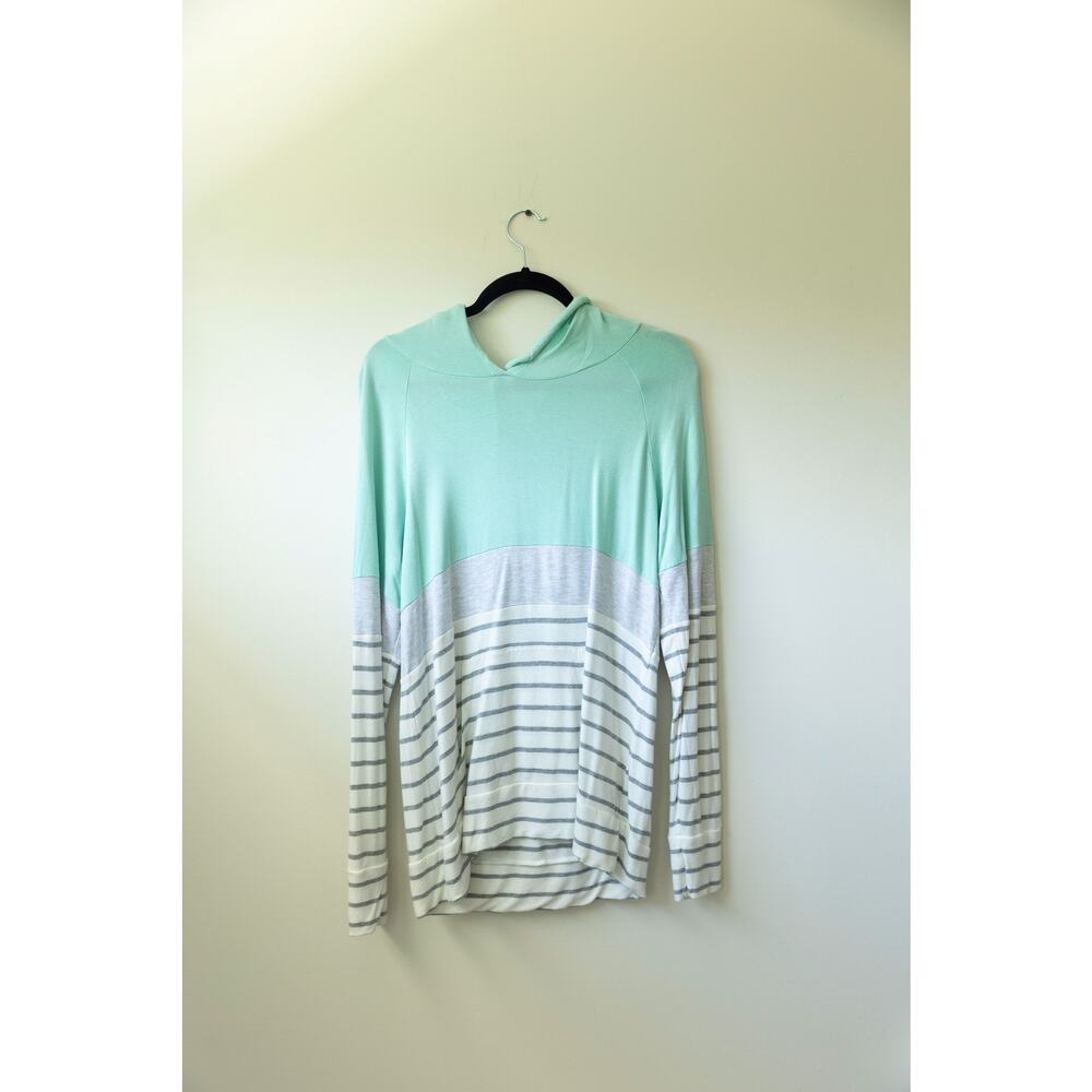 Market & Spruce - Preloved - L